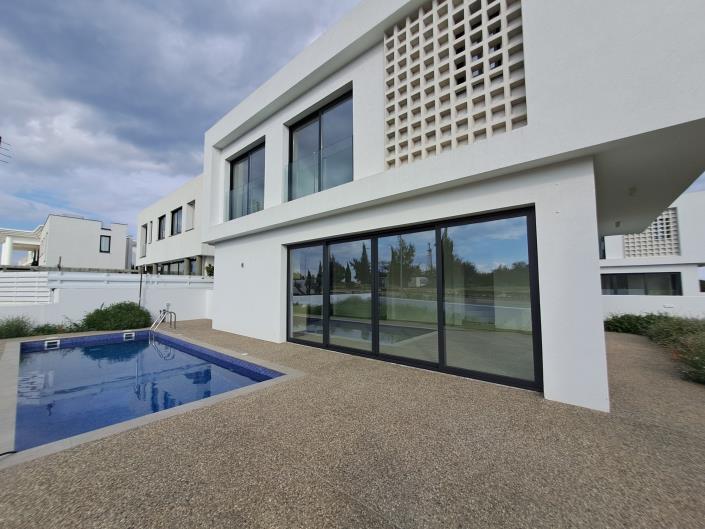 Image No.2-Villa de 3 chambres à vendre à Pernera