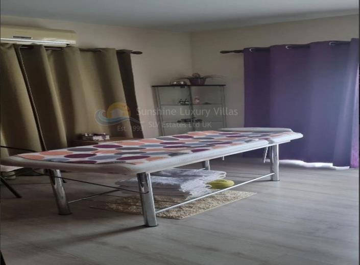 Image No.7-Bungalow de 3 chambres à vendre à Mouttagiaka