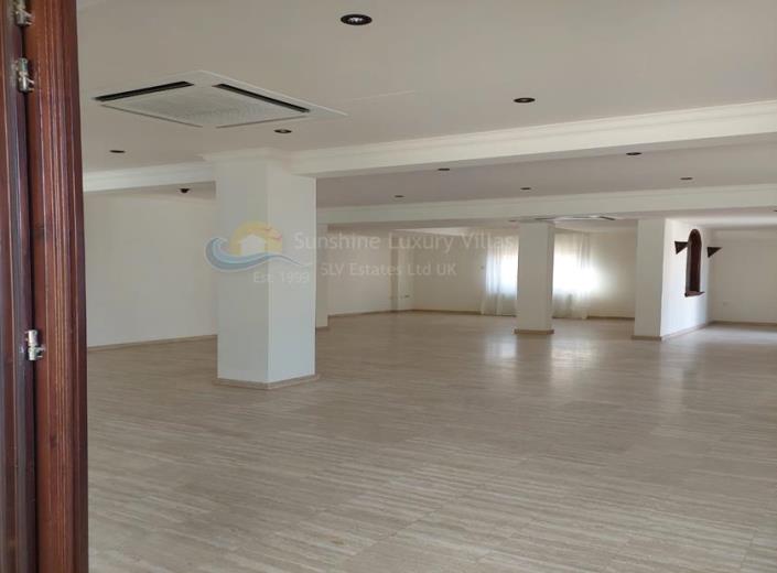 Image No.6-Villa de 8 chambres à vendre à Kapsalos