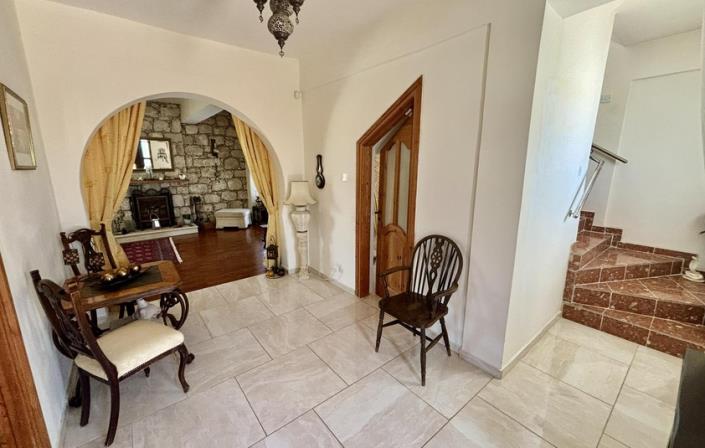 Image No.18-Villa de 4 chambres à vendre à Peyia