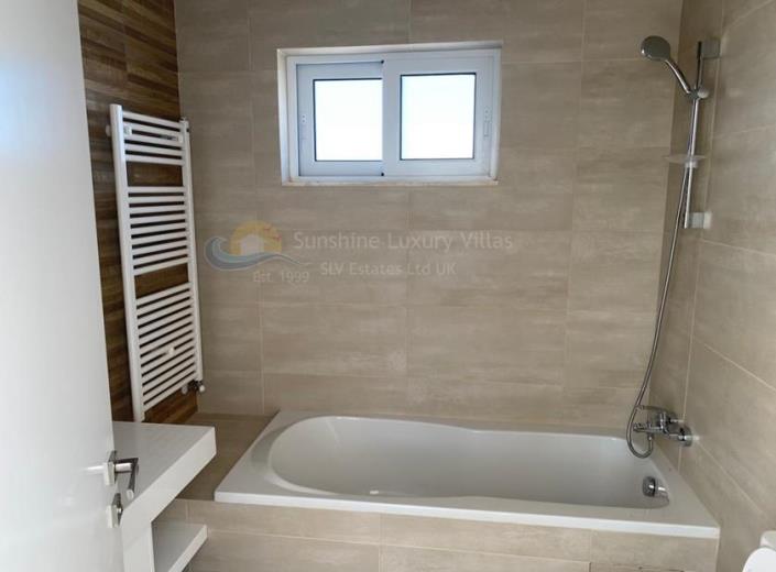 Image No.19-Appartement de 4 chambres à vendre à Sea Caves