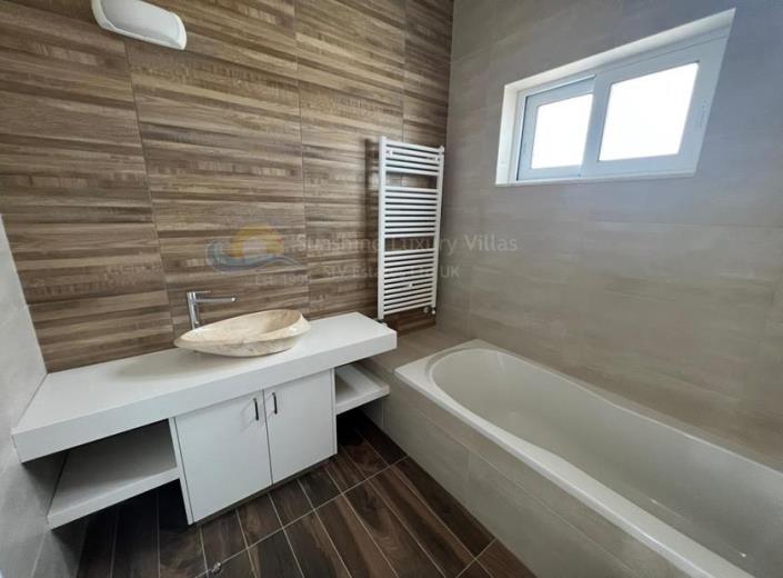 Image No.20-Appartement de 4 chambres à vendre à Sea Caves