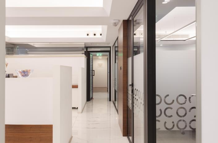 Image No.7-Commercial de 4 chambres à vendre à Limassol