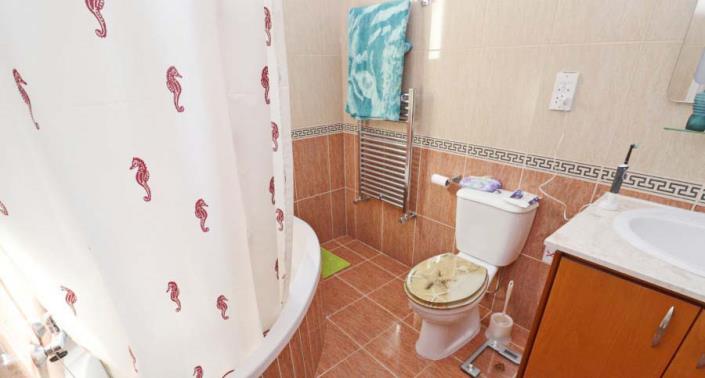 Image No.21-3 Bed Bungalow for sale