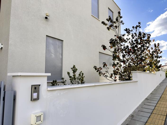 Image No.36-Villa de 7 chambres à vendre à Mouttagiaka