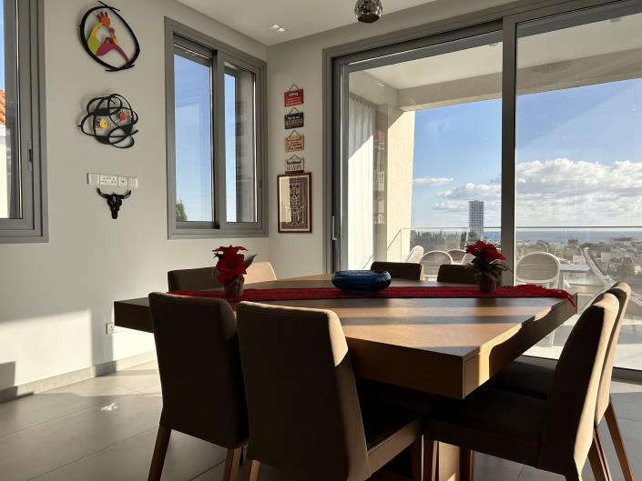 Image No.7-Villa de 7 chambres à vendre à Mouttagiaka