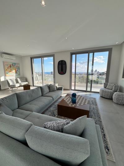 Image No.13-Villa de 7 chambres à vendre à Mouttagiaka