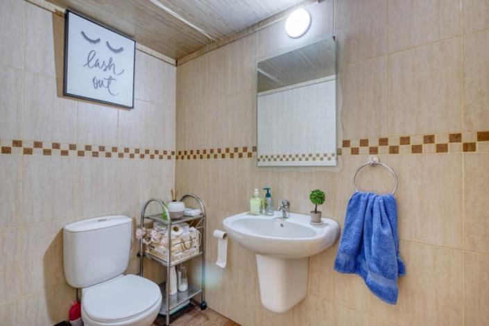 Image No.8-3 Bed Apartment for sale