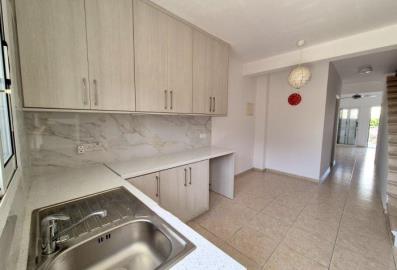 63986-town-house-for-sale-in-chlorakas_full