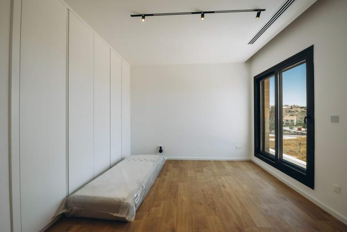 Image No.19-Villa de 5 chambres à vendre à Agios Tychonas