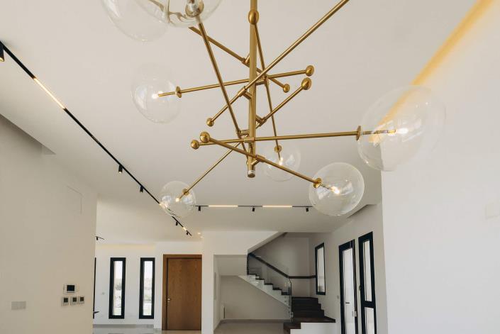 Image No.31-Villa de 5 chambres à vendre à Agios Tychonas