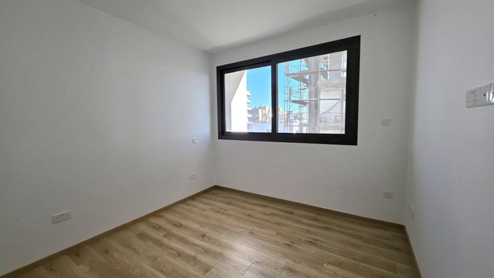 Image No.4-3 Bed Apartment for sale