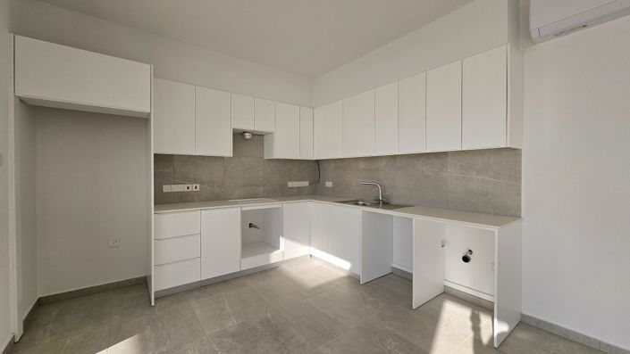 Image No.5-3 Bed Apartment for sale