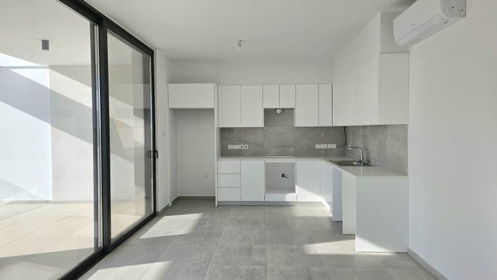 Image No.8-3 Bed Apartment for sale