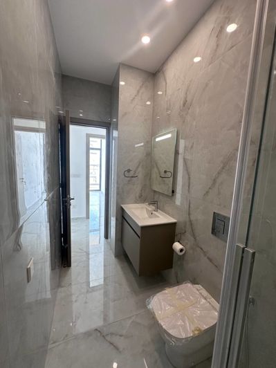 Image No.17-3 Bed Property for sale