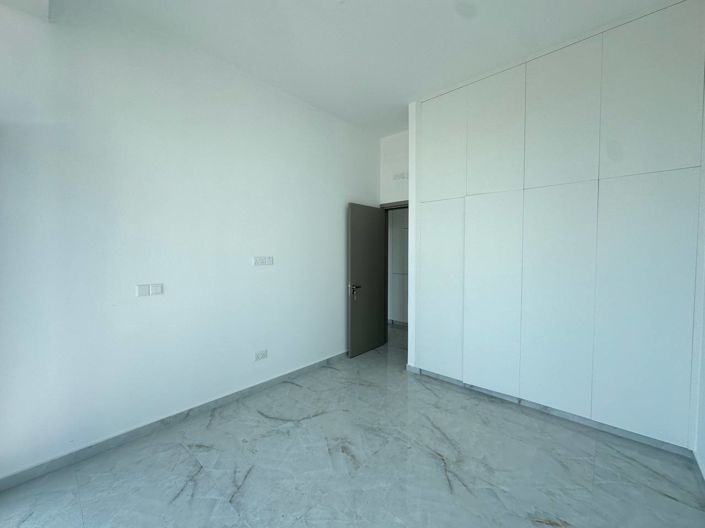 Image No.21-3 Bed Property for sale