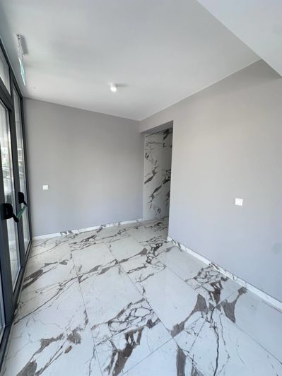 Image No.30-3 Bed Property for sale