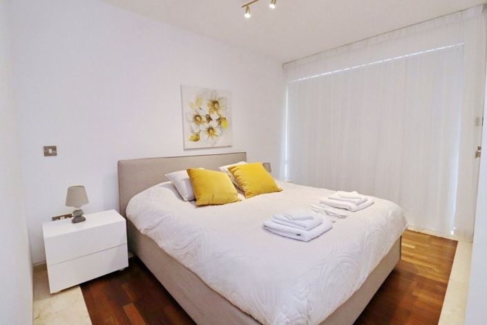 Image No.10-2 Bed Apartment for sale