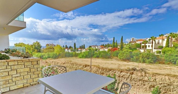 Image No.22-2 Bed Apartment for sale