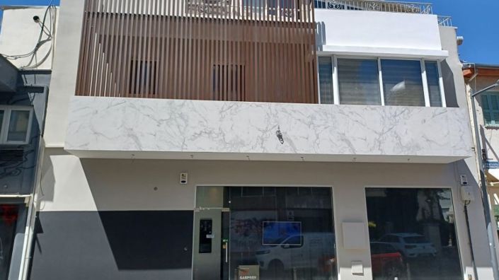 Image No.7-Propriété de 4 chambres à vendre à Limassol