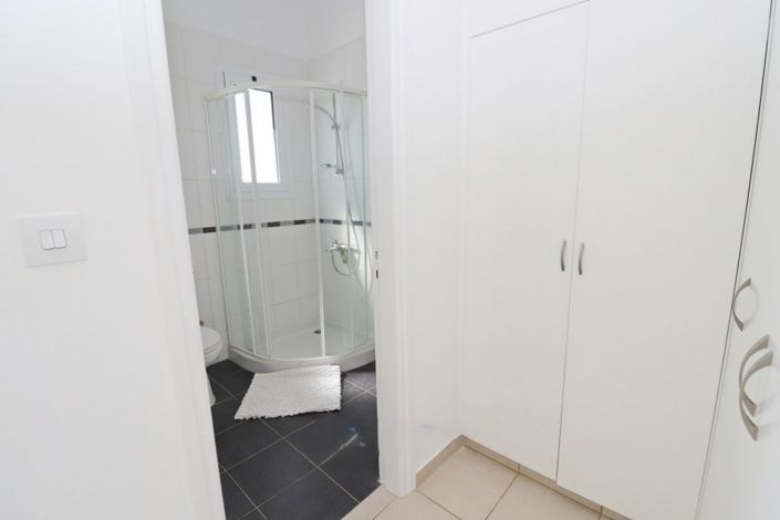 Image No.29-4 Bed Villa for sale