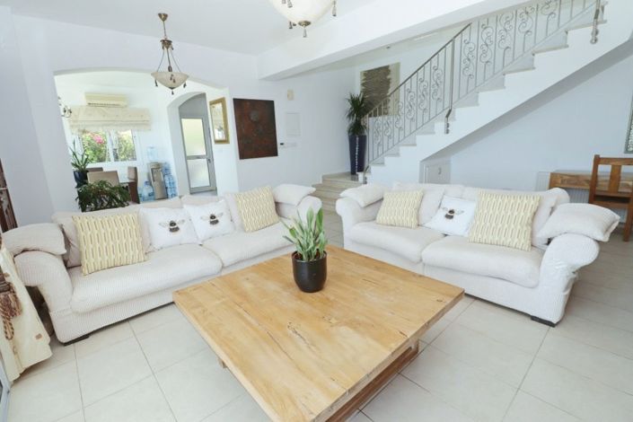 Image No.9-4 Bed Villa for sale