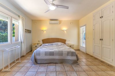 1931-villa-for-sale-in-javea-48391-large