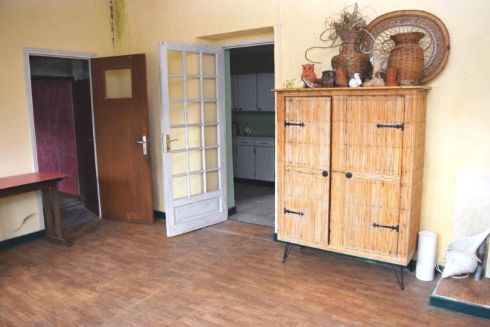 Image No.10-5 Bed House for sale