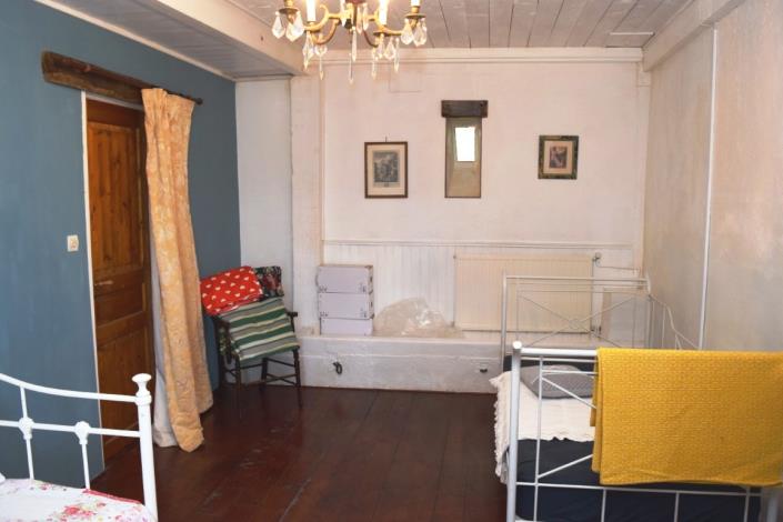 Image No.15-4 Bed House for sale