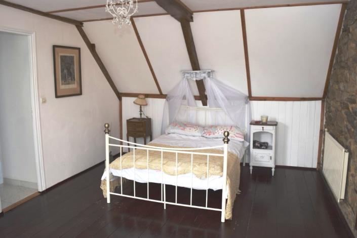 Image No.25-4 Bed House for sale