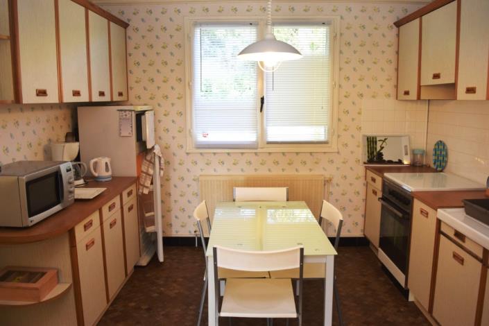 Image No.9-2 Bed House for sale