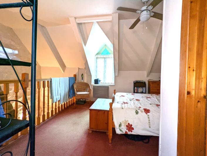 Image No.6-2 Bed House for sale