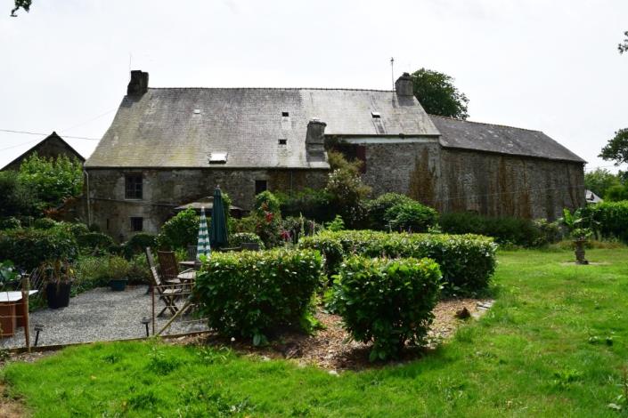 Image No.7-5 Bed House for sale