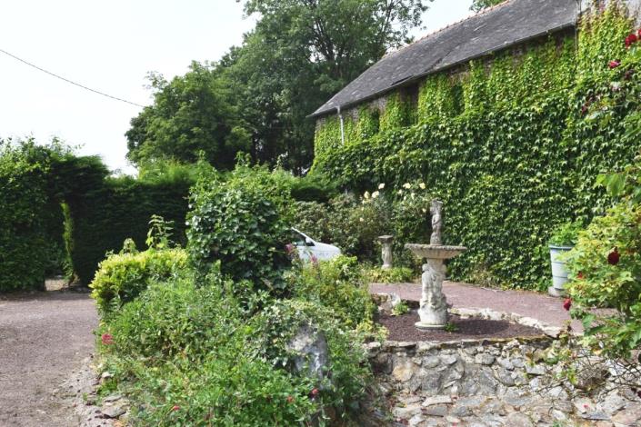 Image No.2-5 Bed House for sale