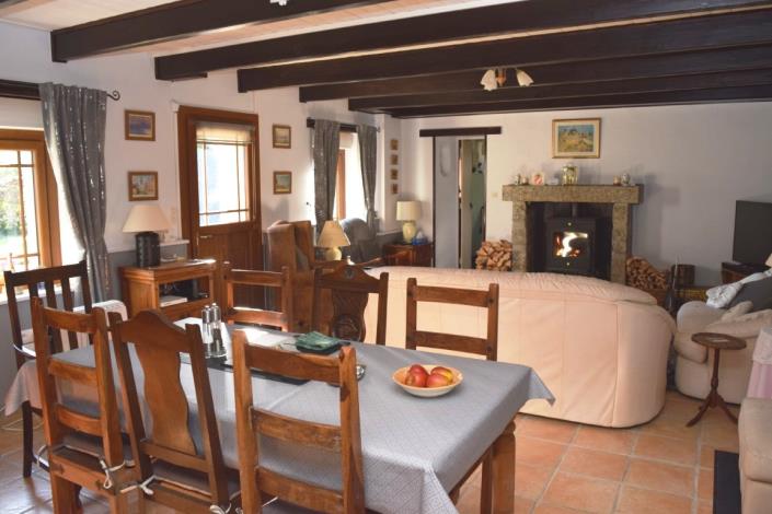 Image No.11-4 Bed House for sale