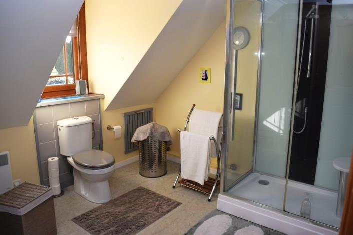 Image No.16-4 Bed House for sale