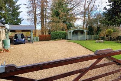 16419-ABRI-DE-JARDIN