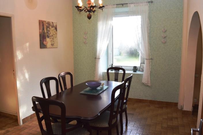 Image No.8-4 Bed House for sale