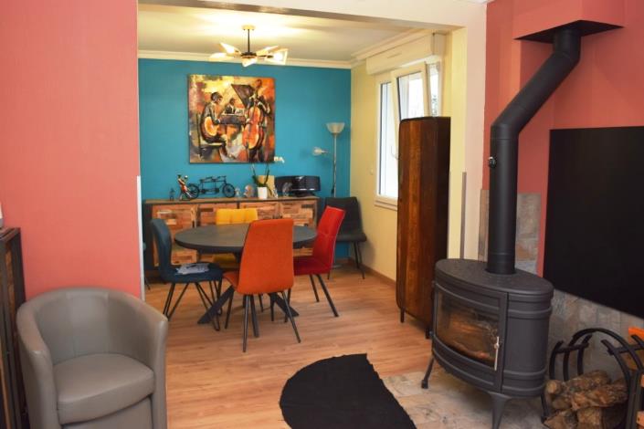 Image No.8-2 Bed House for sale