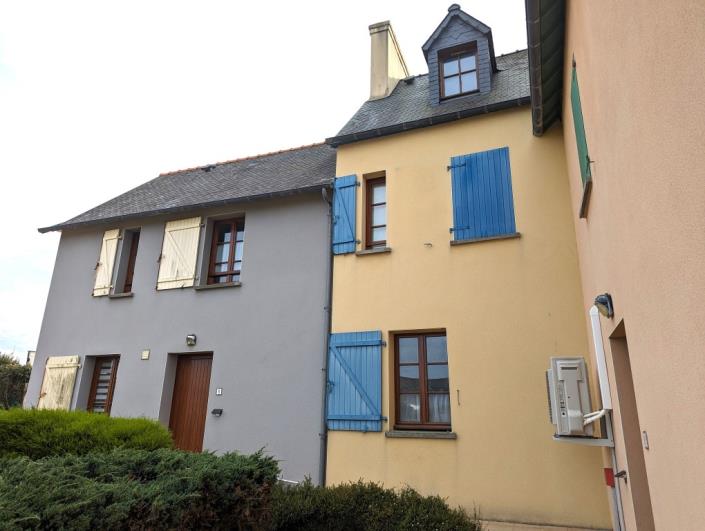 Image No.17-13 Bed House for sale