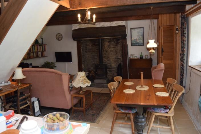 Image No.4-2 Bed House for sale