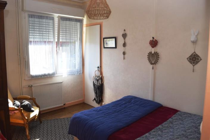 Image No.17-5 Bed House for sale