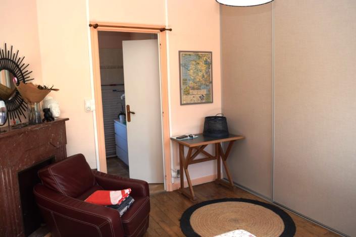 Image No.18-5 Bed House for sale