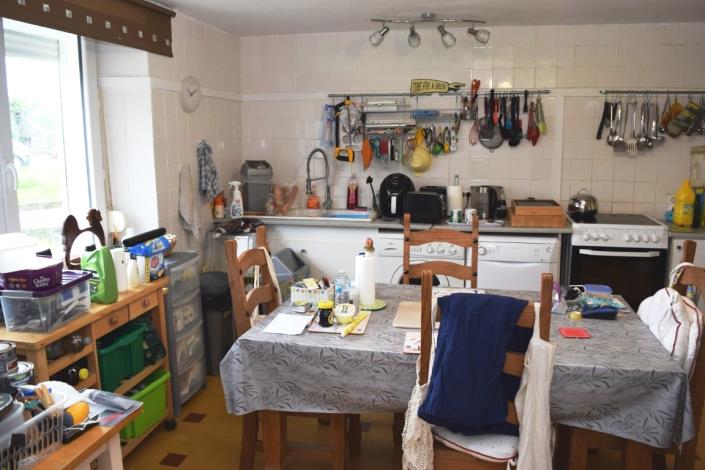 Image No.12-4 Bed House for sale