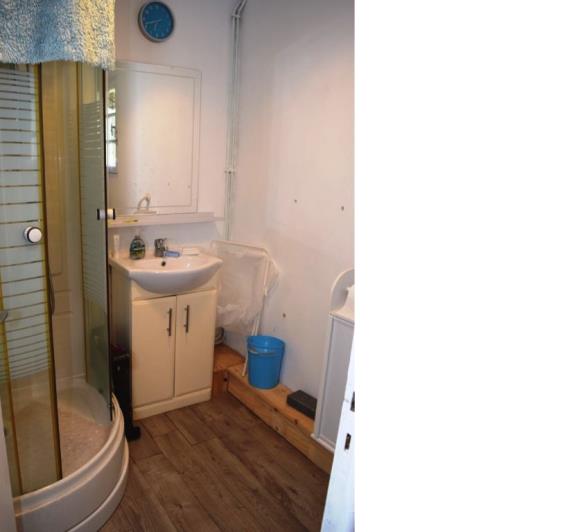 Image No.16-4 Bed House for sale