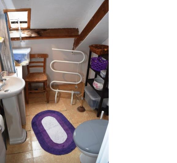 Image No.21-4 Bed House for sale