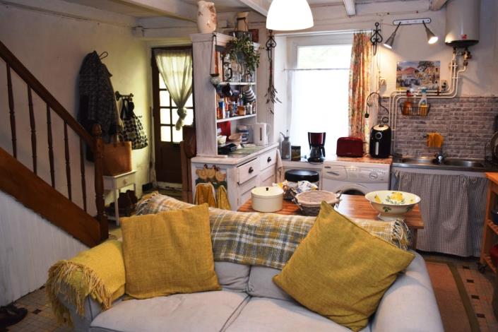 Image No.5-1 Bed House for sale