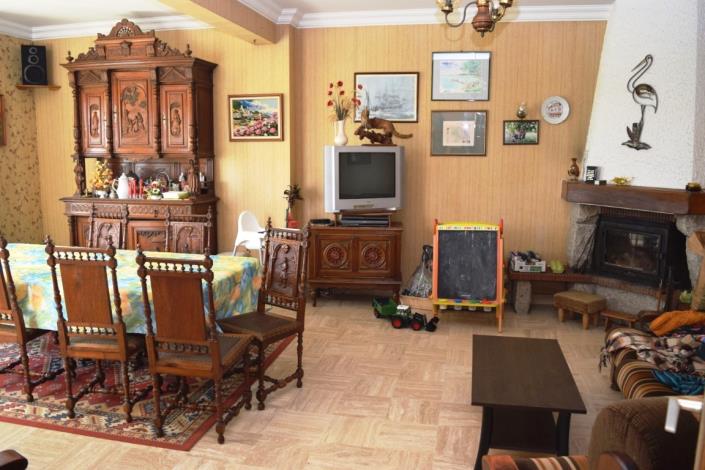 Image No.13-4 Bed House for sale