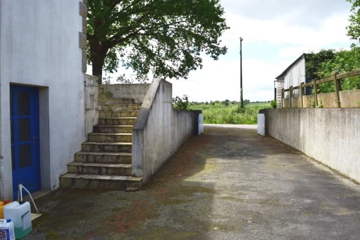 Image No.25-4 Bed House for sale