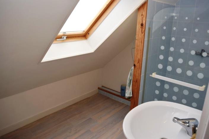 Image No.17-3 Bed House for sale